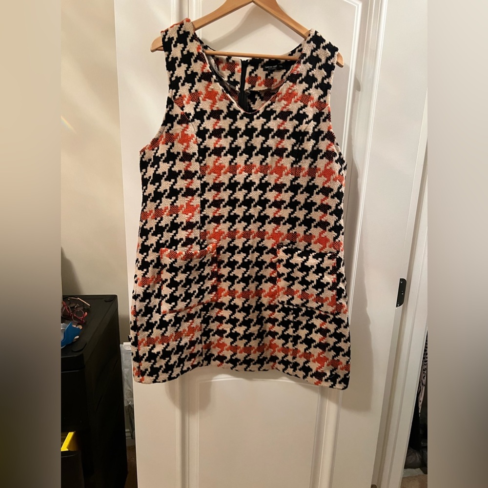 Houndstooth jumper